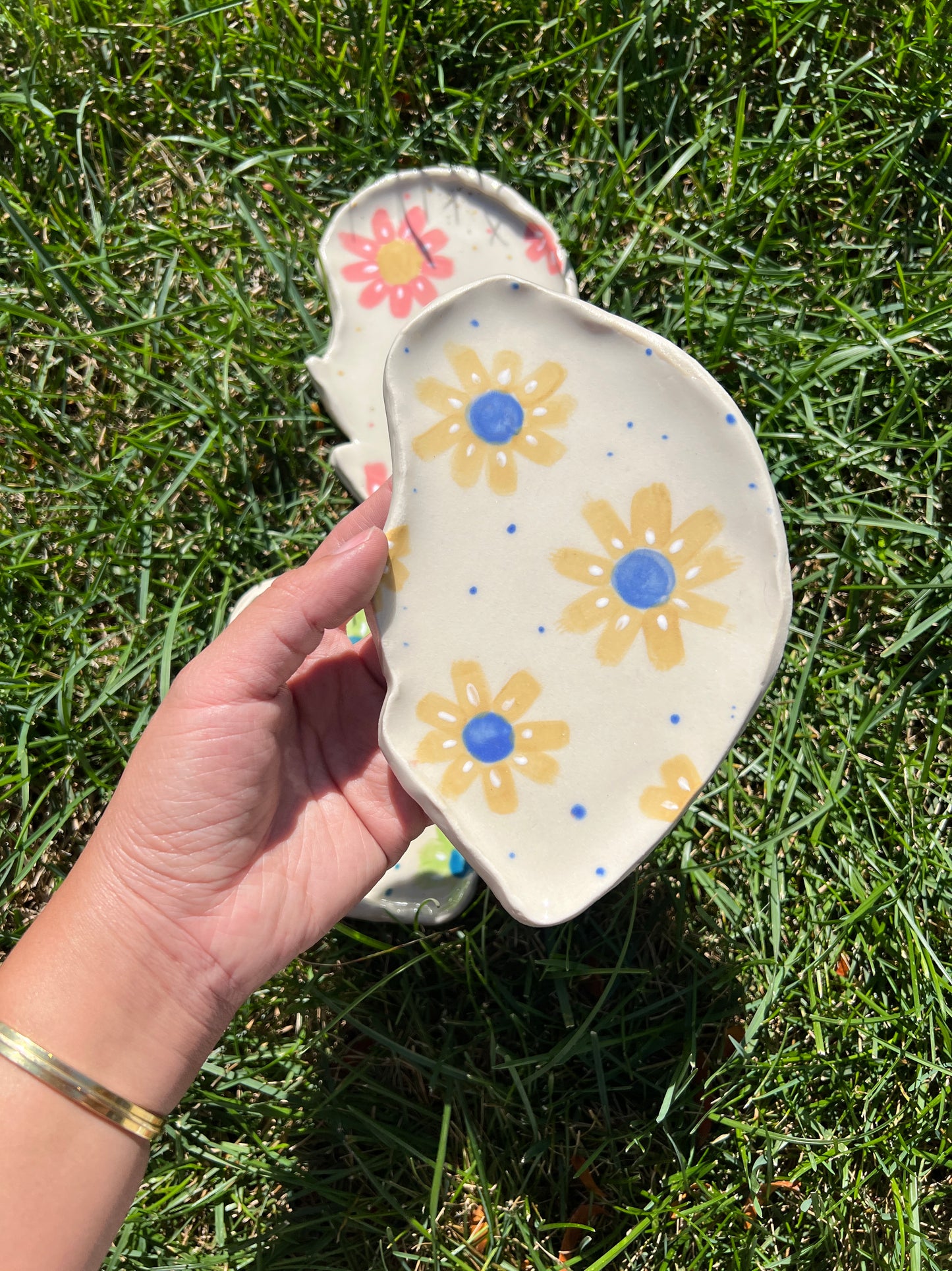 Yellow Cosmos Flower Oyster Plate