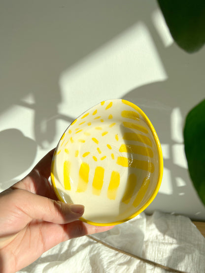 Dandelion Sprinkle Bowl